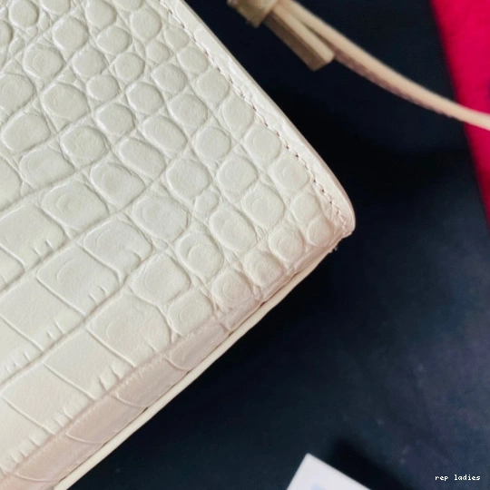 Rep ladies REP MINI BAG CASSANDRA YSL HANDLE TOP 1217